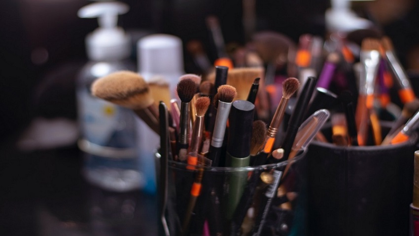 Can You Wear Makeup When You Get a Facial