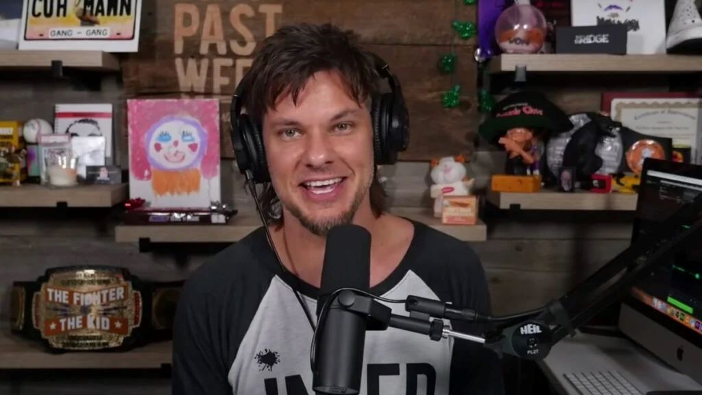 How much money does Theo Von make